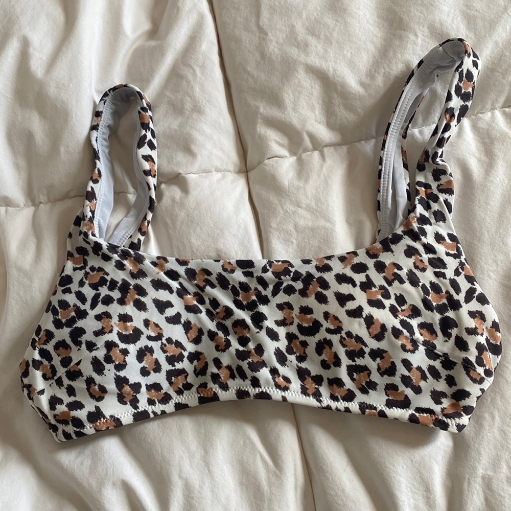 Aerie leopard print bikini top